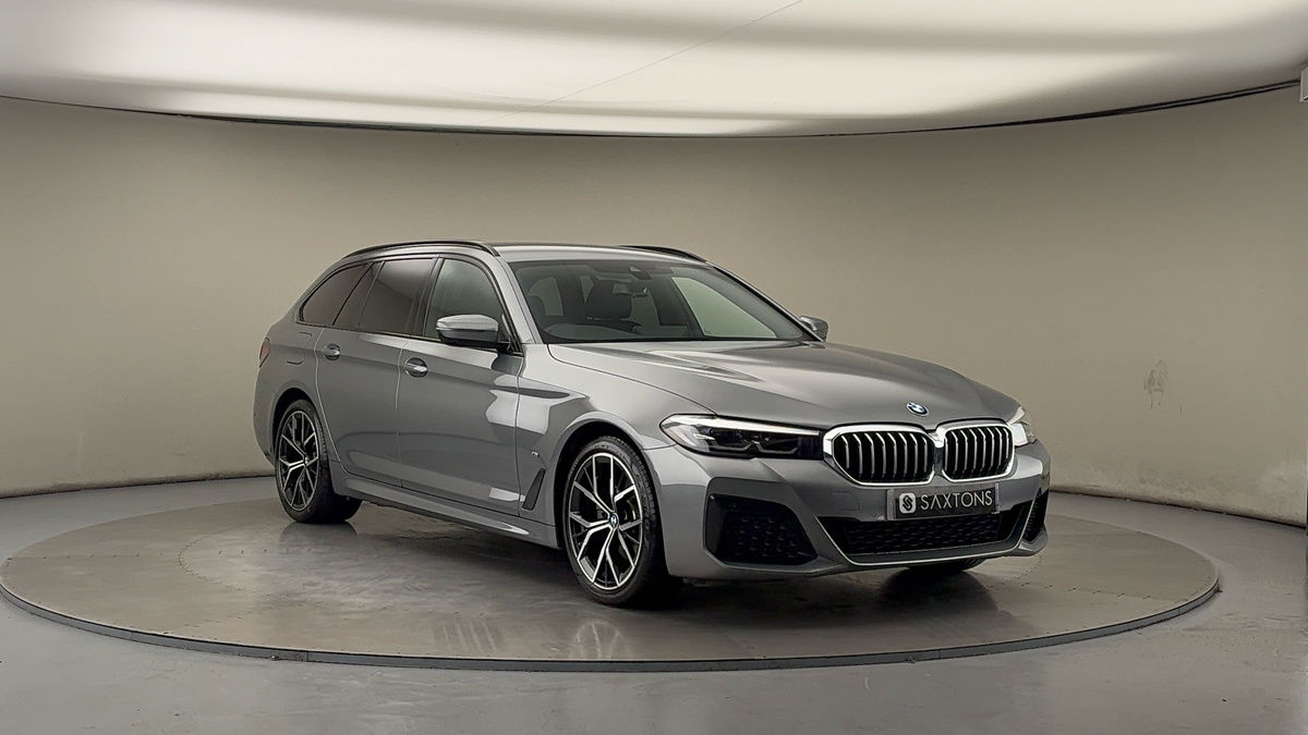 Used BMW 5 Series 2022 for sale - 76884649: Photo 1