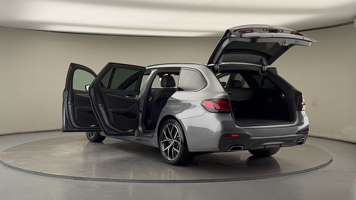 Used BMW 5 Series 2022 for sale - 76884649: Photo 23