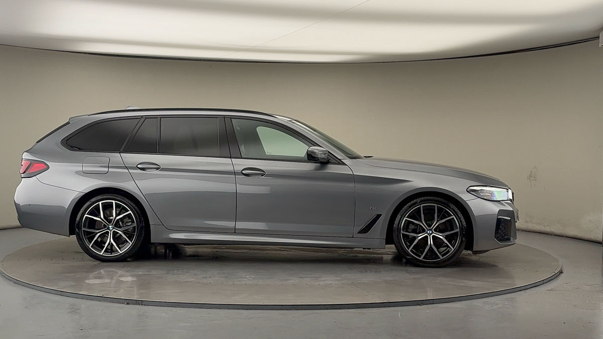 Used BMW 5 Series 2022 for sale - 76884649: Photo 37