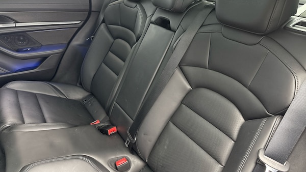 Used Porsche Taycan 2022 for sale - 76334558: Photo 14