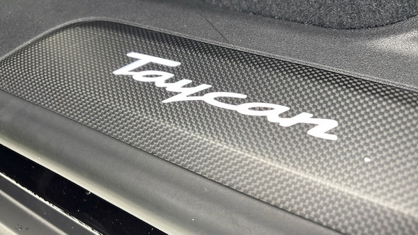 Used Porsche Taycan 2022 for sale - 76334558: Photo 36