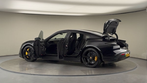 Used Porsche Taycan 2022 for sale - 76334558: Photo 57