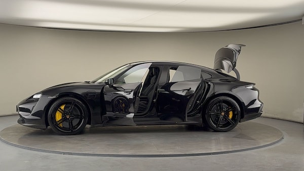 Used Porsche Taycan 2022 for sale - 76334558: Photo 59