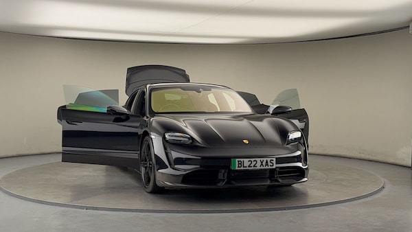 Used Porsche Taycan 2022 for sale - 76334558: Photo 64