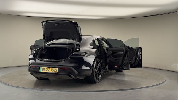 Used Porsche Taycan 2022 for sale - 76334558: Photo 71
