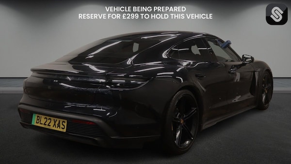 Used Porsche Taycan 2022 for sale - 76334558: Photo 8