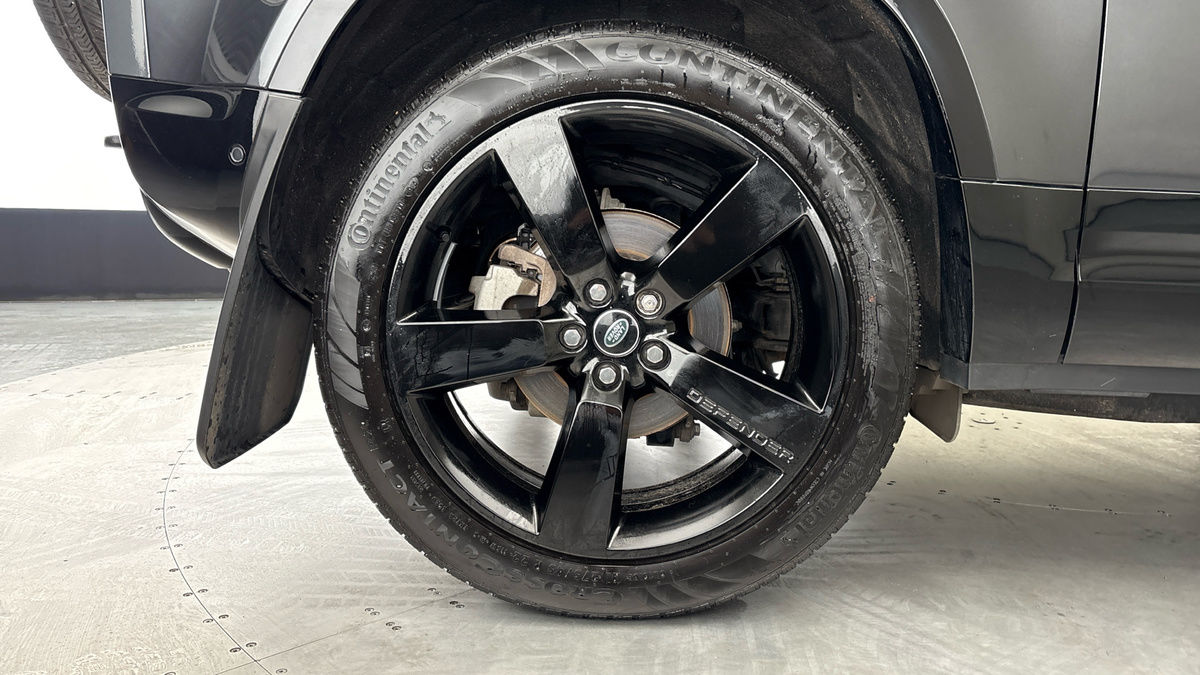 Used Land Rover Defender 2023 for sale - 76455048: Photo 16