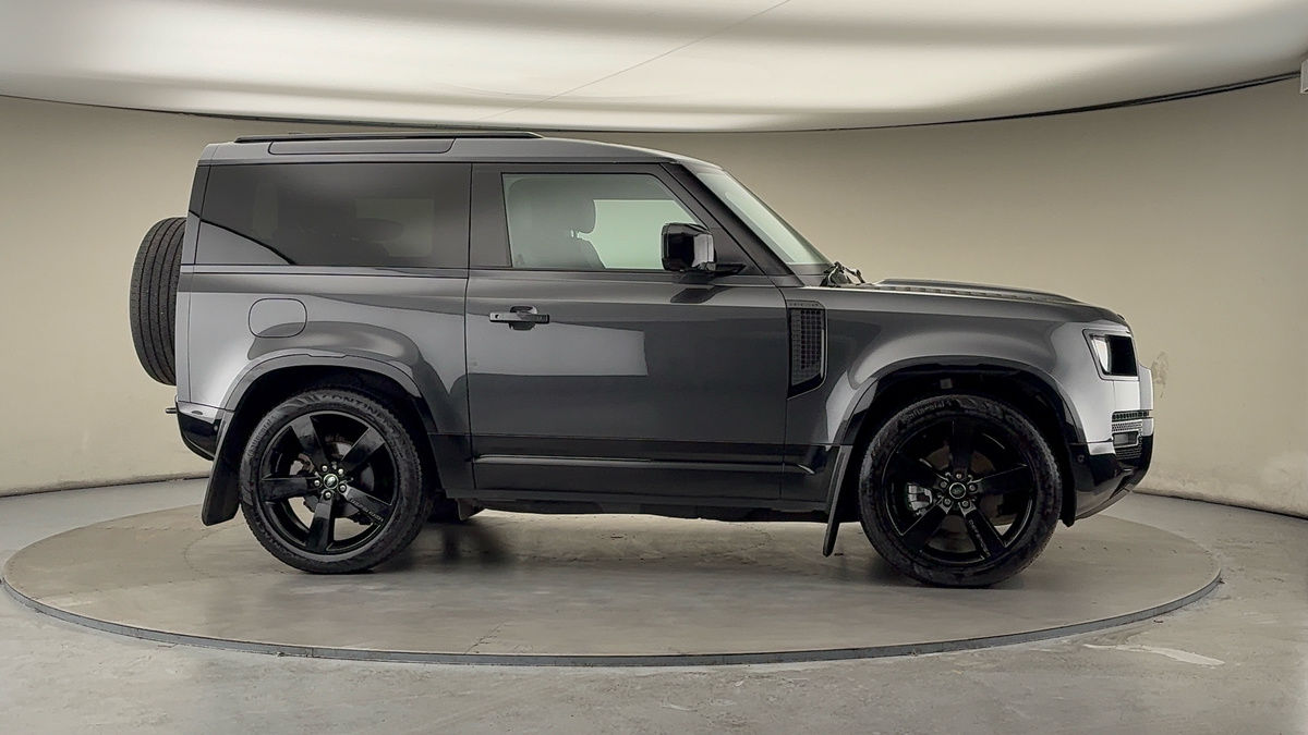 Used Land Rover Defender 2023 for sale - 76455048: Photo 43