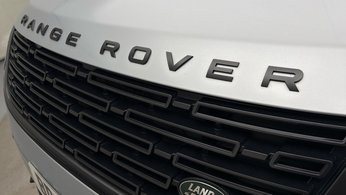 Used Land Rover Range Rover Velar 2024 for sale - 76357254: Photo 24