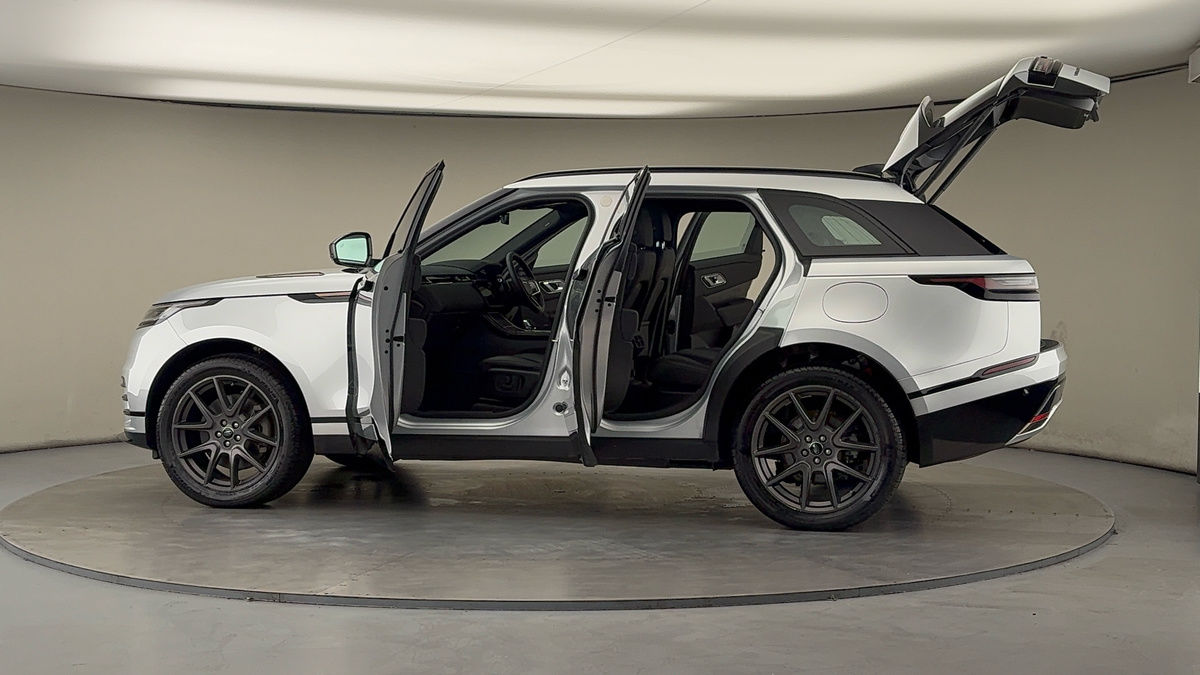 Used Land Rover Range Rover Velar 2024 for sale - 76357254: Photo 46