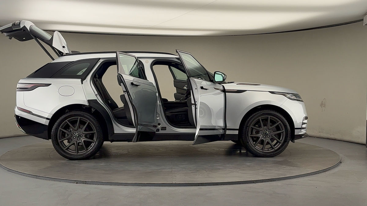 Used Land Rover Range Rover Velar 2024 for sale - 76357254: Photo 56