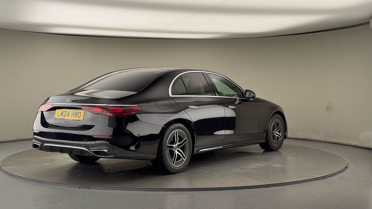 Used Mercedes-Benz E Class 2024 for sale - 76655669: Photo 39