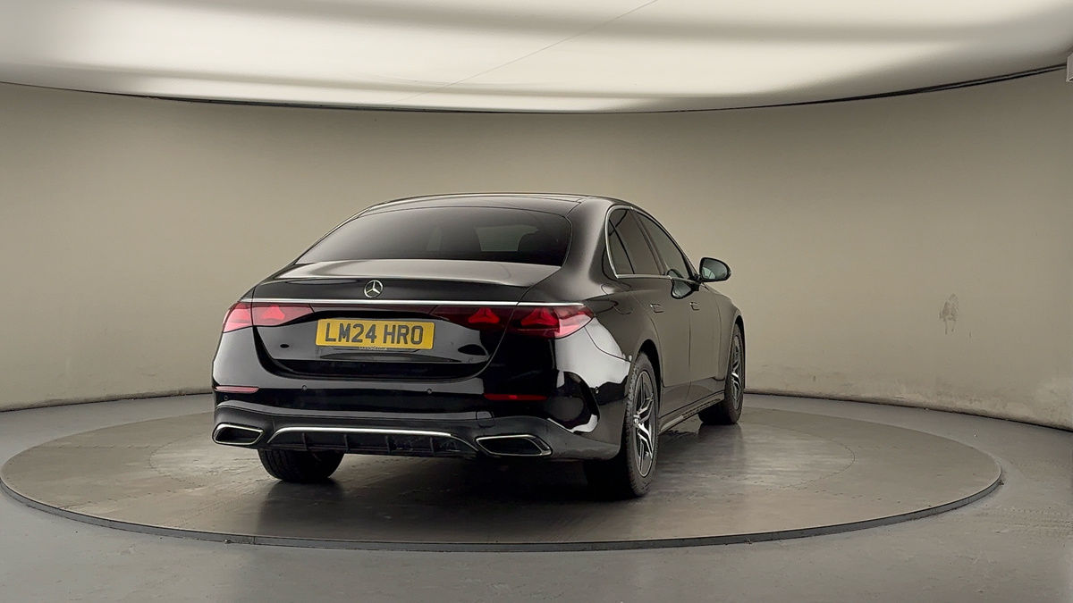 Used Mercedes-Benz E Class 2024 for sale - 76655669: Photo 40