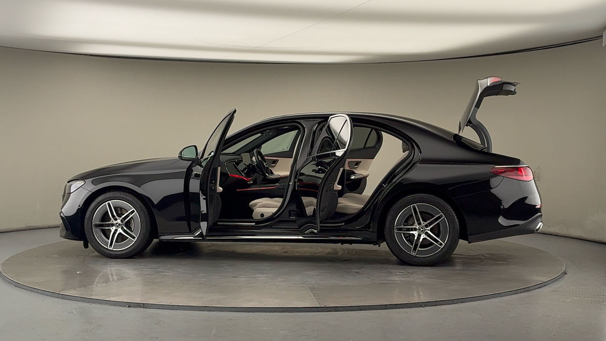 Used Mercedes-Benz E Class 2024 for sale - 76655669: Photo 46