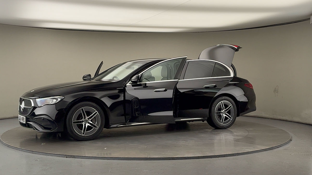 Used Mercedes-Benz E Class 2024 for sale - 76655669: Photo 48