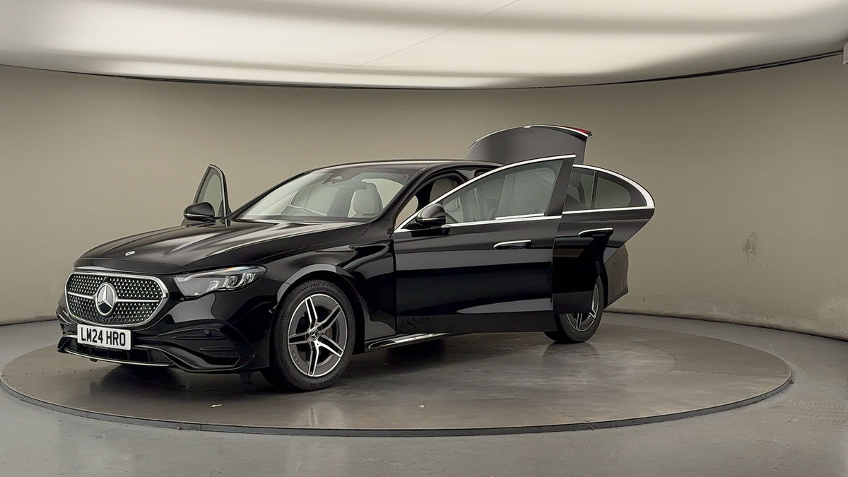 Used Mercedes-Benz E Class 2024 for sale - 76655669: Photo 49