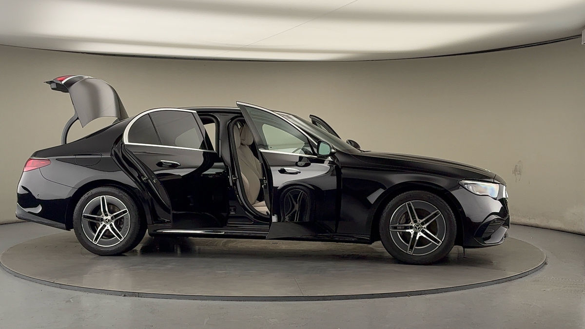 Used Mercedes-Benz E Class 2024 for sale - 76655669: Photo 55