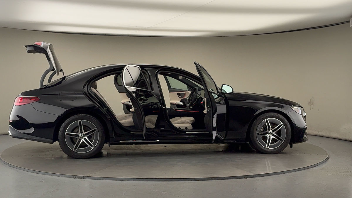 Used Mercedes-Benz E Class 2024 for sale - 76655669: Photo 56