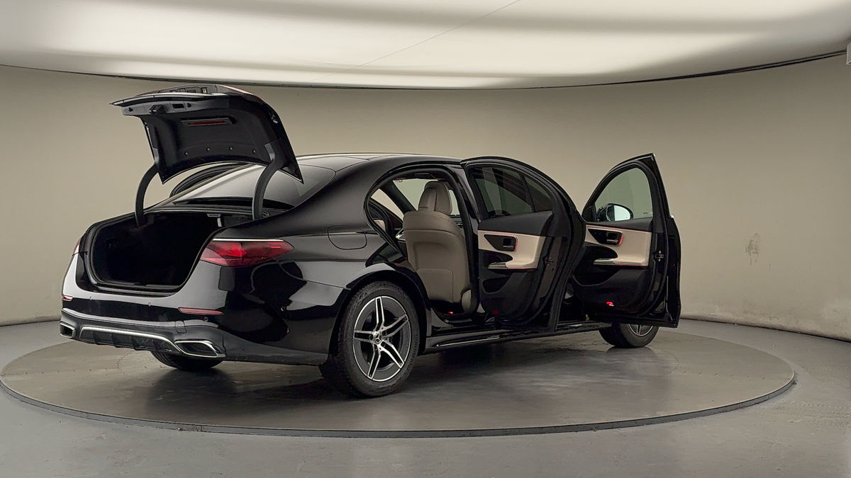 Used Mercedes-Benz E Class 2024 for sale - 76655669: Photo 58