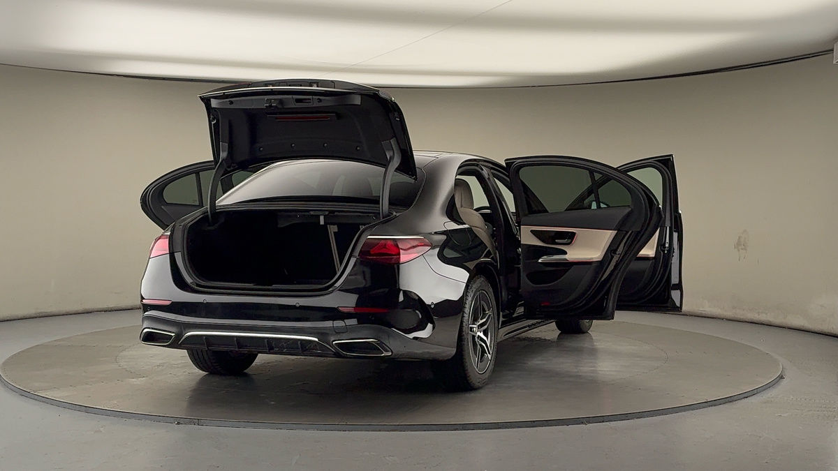 Used Mercedes-Benz E Class 2024 for sale - 76655669: Photo 59