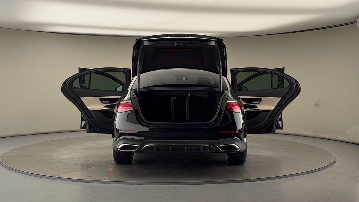 Used Mercedes-Benz E Class 2024 for sale - 76655669: Photo 60