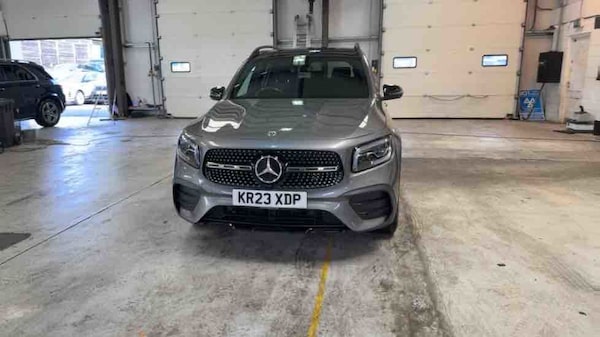 Used Mercedes-Benz GLB 2023 for sale - 75667022: Photo 32