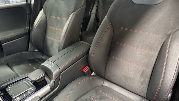 Used Mercedes-Benz GLB 2023 for sale - 75667022: Photo 6