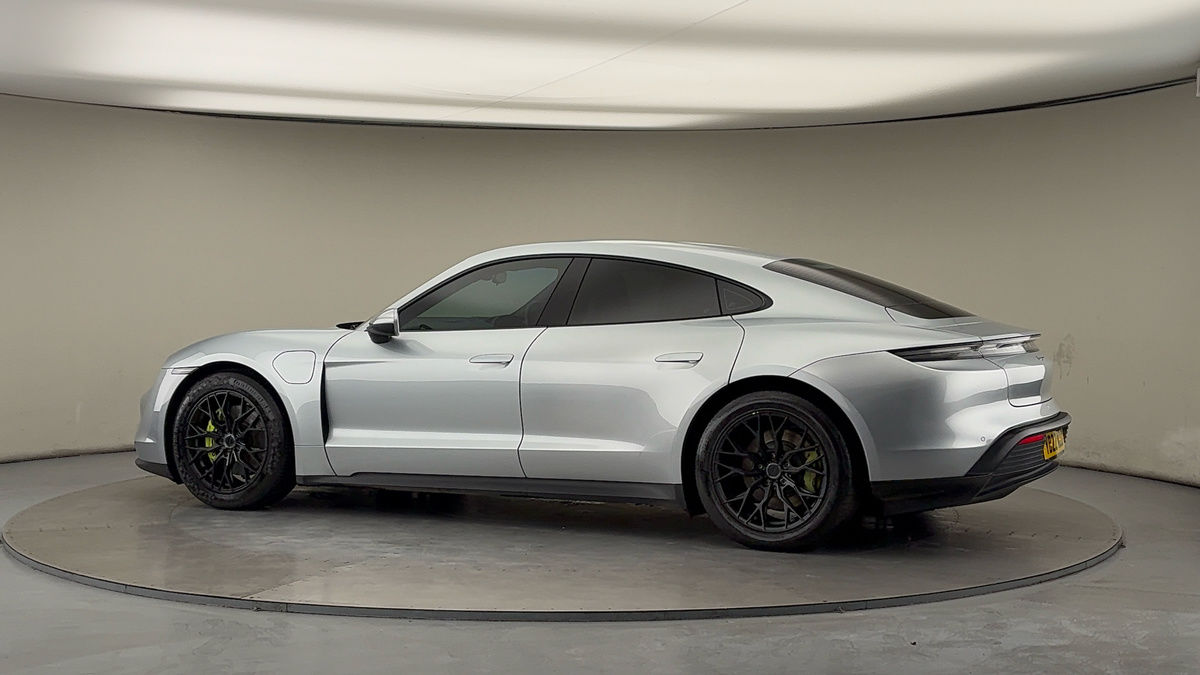 Used Porsche Taycan 2022 for sale - 76821419: Photo 26