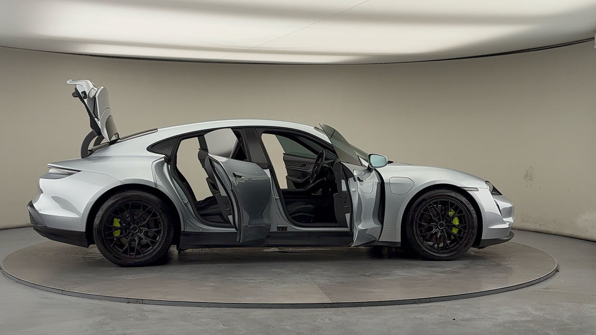 Used Porsche Taycan 2022 for sale - 76821419: Photo 56