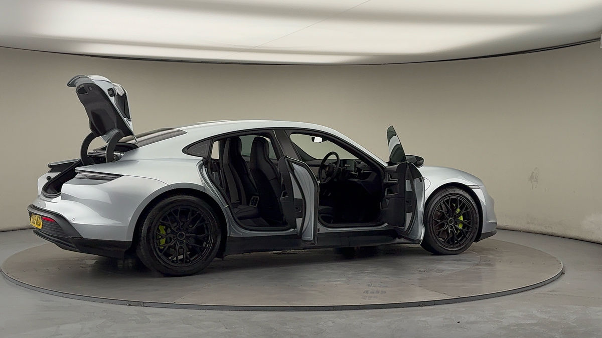 Used Porsche Taycan 2022 for sale - 76821419: Photo 57