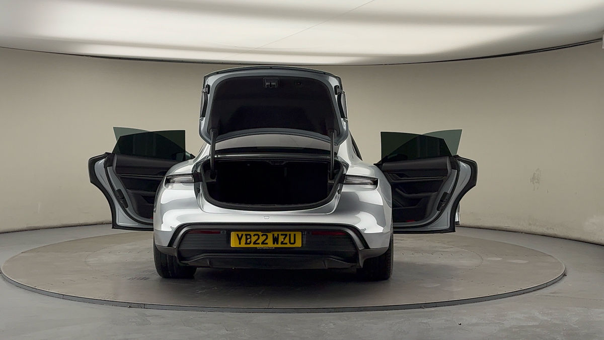 Used Porsche Taycan 2022 for sale - 76821419: Photo 60