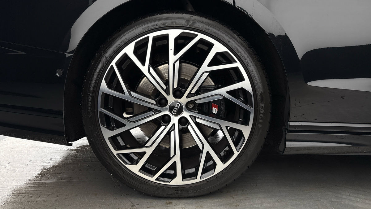 Used Audi A8 2023 for sale - 76896689: Photo 10