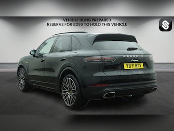 Used Porsche Cayenne 2022 for sale - 78960304: Photo