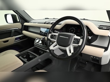 Used Land Rover Defender 110 2022 for sale - 75276736: Photo
