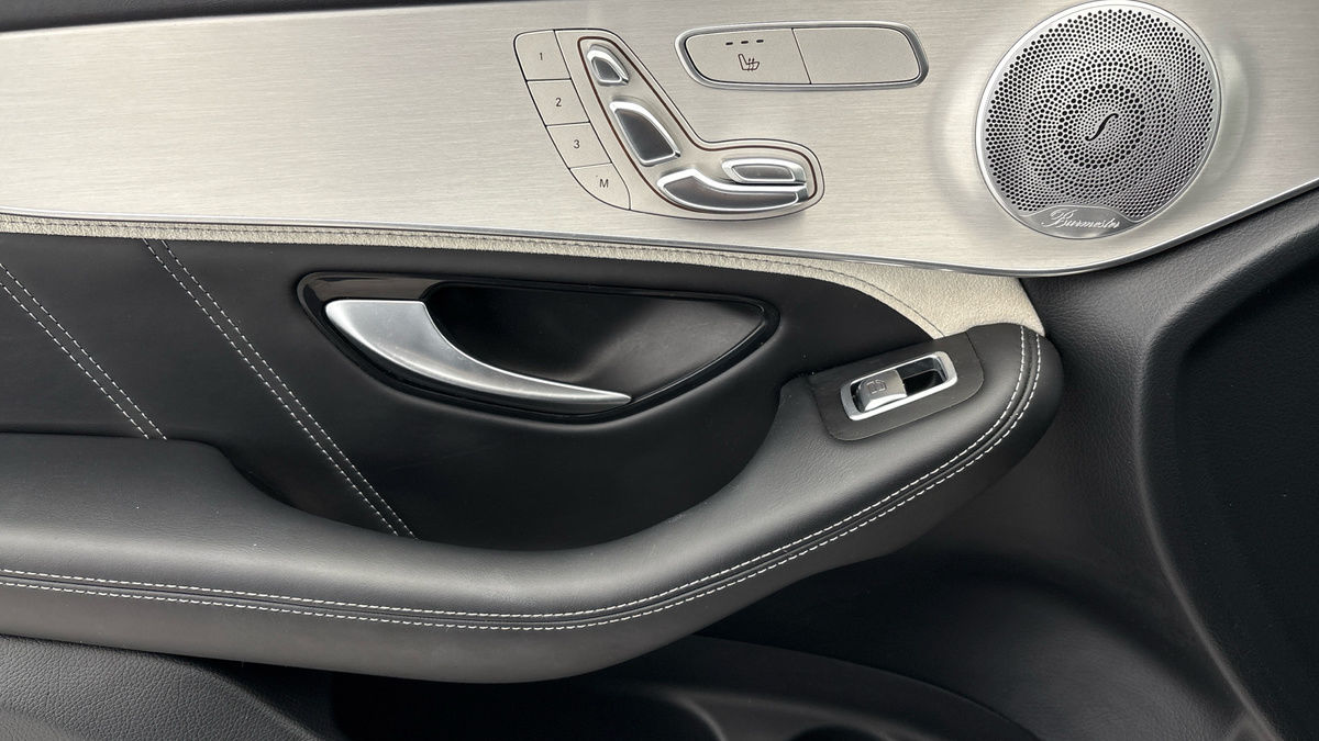 Used Mercedes-Benz GLC 2020 for sale - 76570851: Photo 19