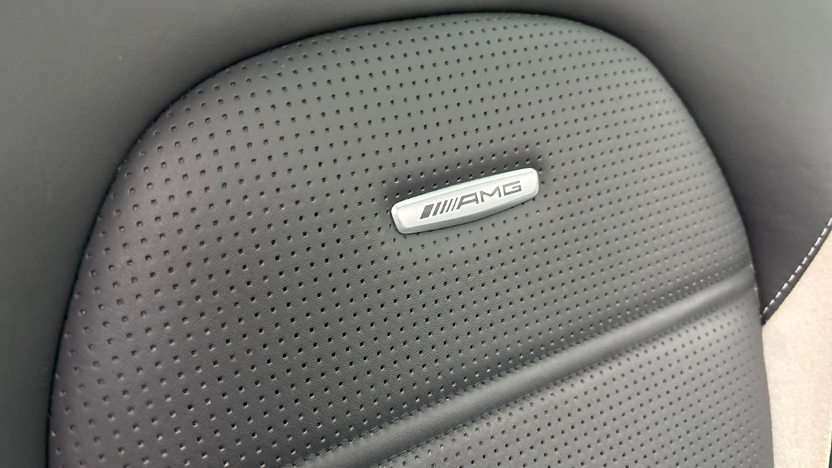 Used Mercedes-Benz GLC 2020 for sale - 76570851: Photo 32