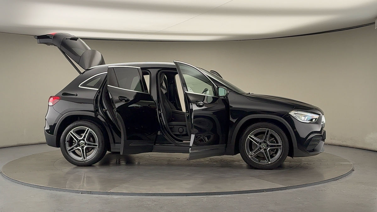 Used Mercedes-Benz GLA 2021 for sale - 76334559: Photo 55