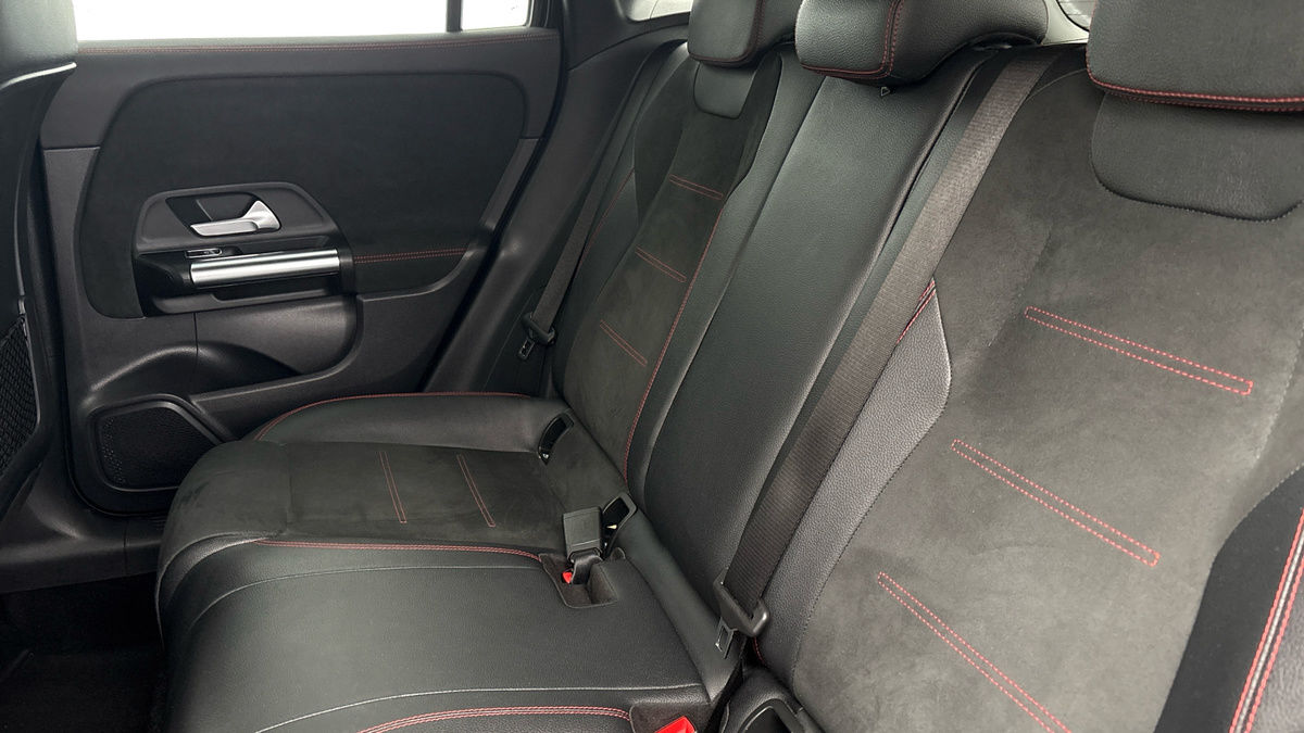 Used Mercedes-Benz GLA 2021 for sale - 76334559: Photo 8