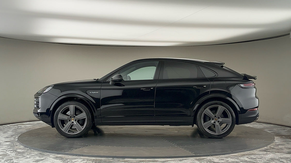 Used Porsche Cayenne 2024 for sale - 75704583: Photo 15