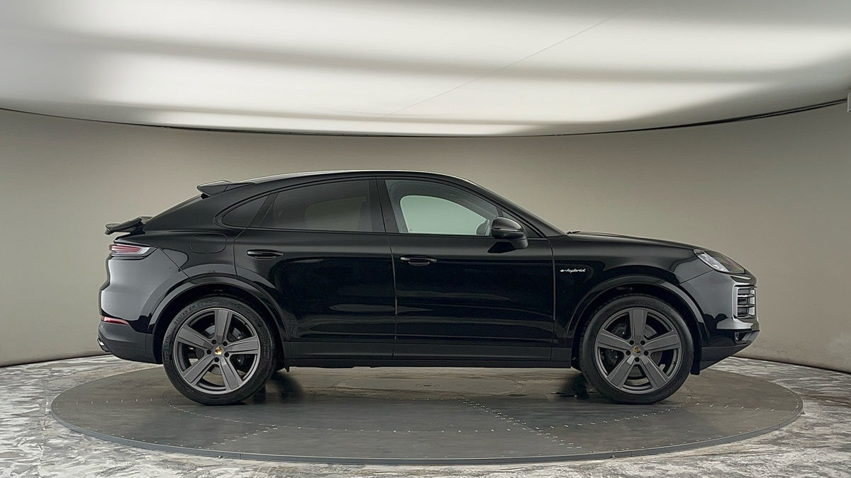 Used Porsche Cayenne 2024 for sale - 75704583: Photo 16