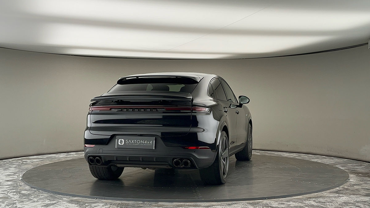 Used Porsche Cayenne 2024 for sale - 75704583: Photo 40