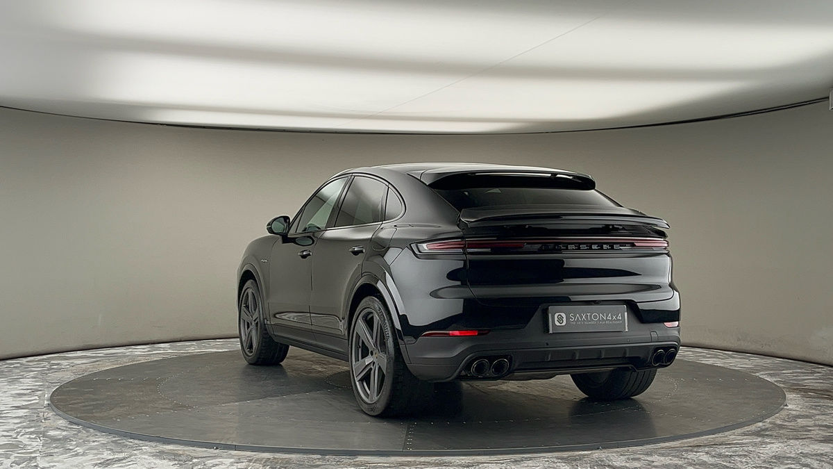 Used Porsche Cayenne 2024 for sale - 75704583: Photo 42