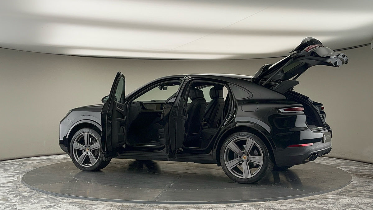 Used Porsche Cayenne 2024 for sale - 75704583: Photo 44