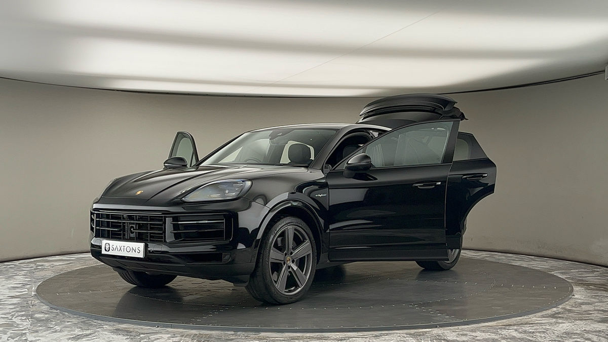 Used Porsche Cayenne 2024 for sale - 75704583: Photo 48