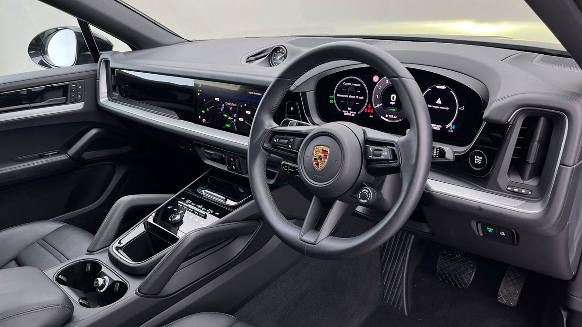 Used Porsche Cayenne 2024 for sale - 75704583: Photo 5