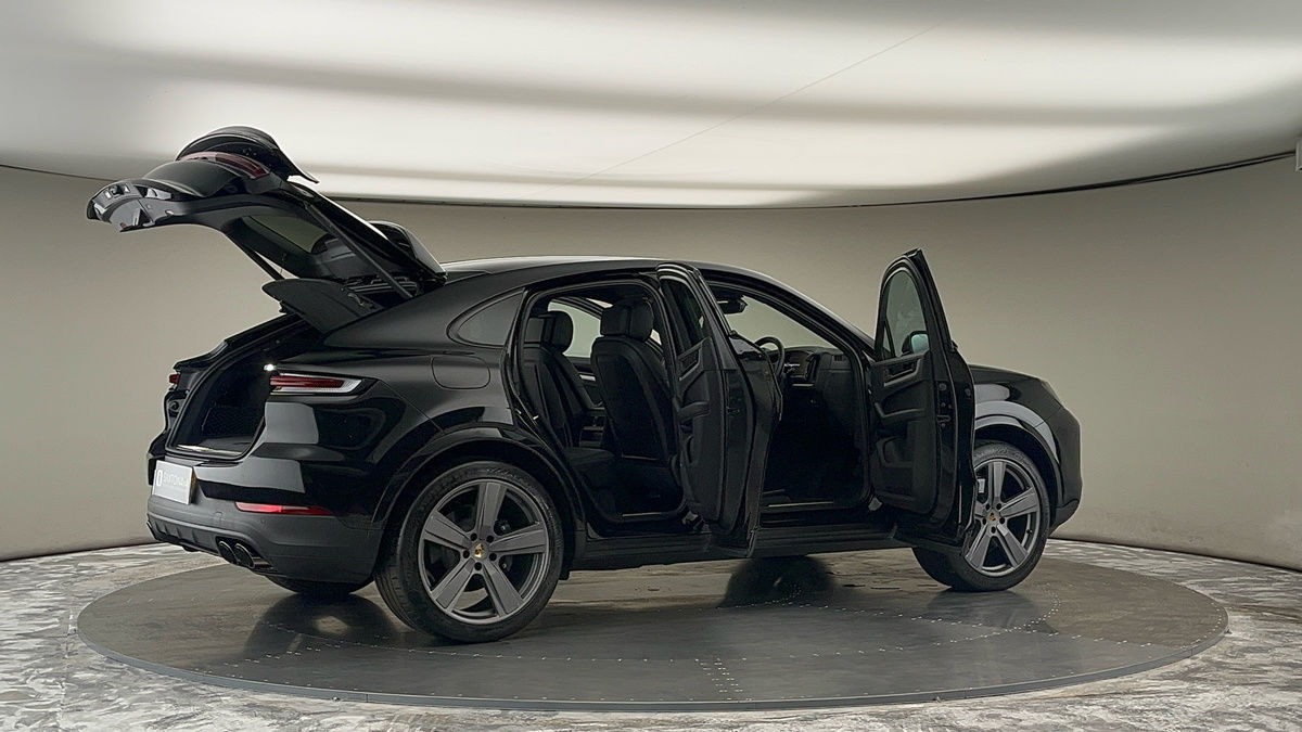 Used Porsche Cayenne 2024 for sale - 75704583: Photo 56