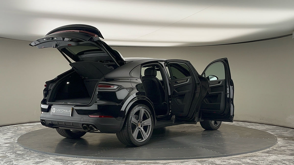 Used Porsche Cayenne 2024 for sale - 75704583: Photo 57