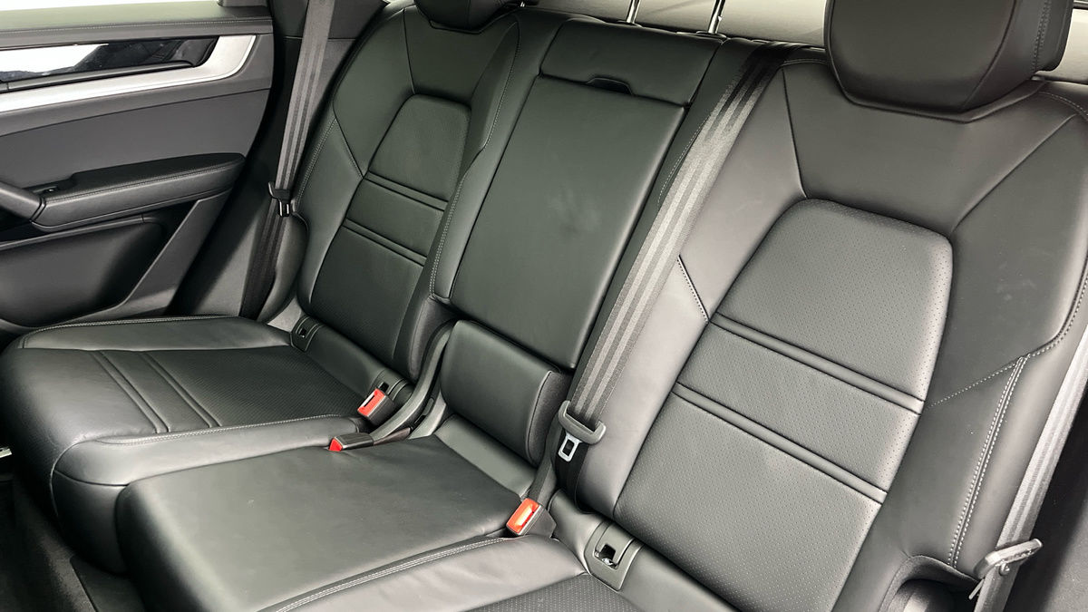 Used Porsche Cayenne 2024 for sale - 75704583: Photo 8