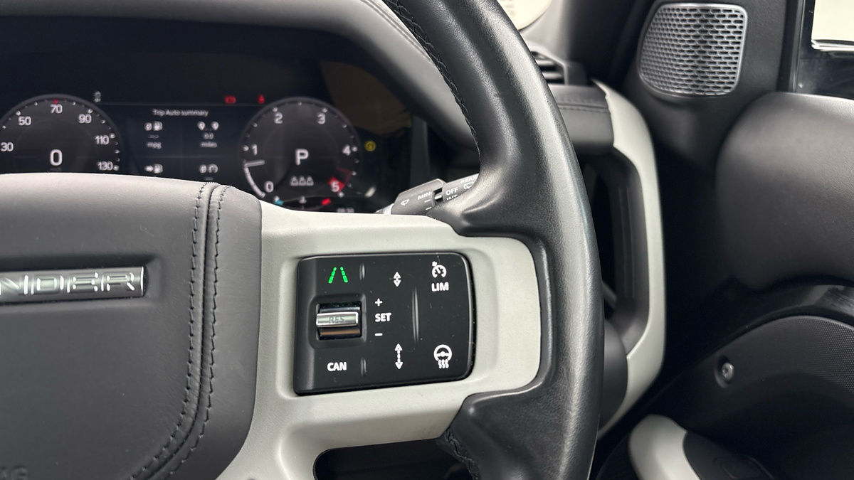 Used Land Rover Defender 90 2022 for sale - 76924153: Photo 14