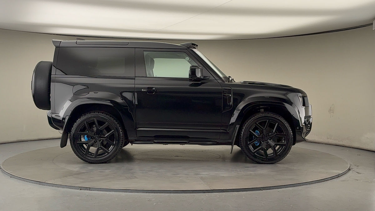 Used Land Rover Defender 90 2022 for sale - 76924153: Photo 16